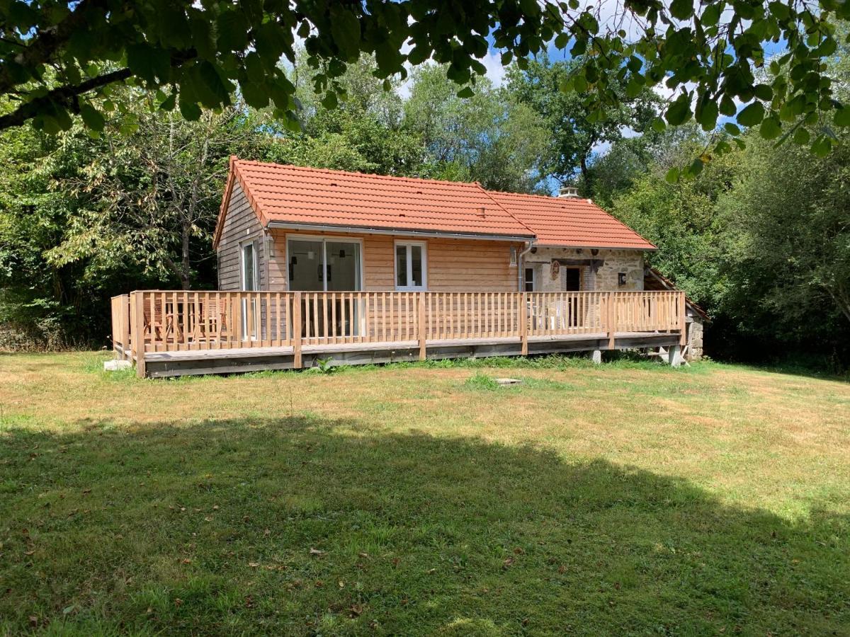 Petite Maison Conjat Saint-Julien-le-Petit Exterior foto